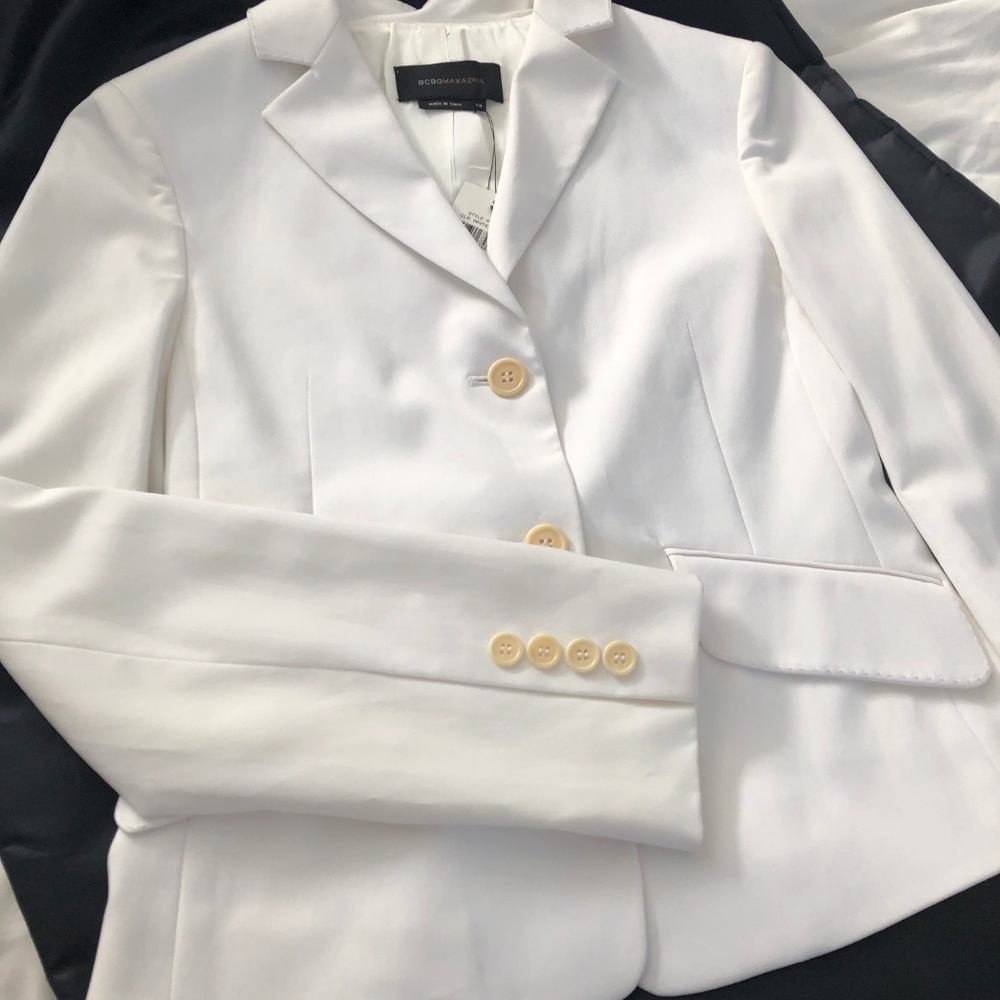 BCBGMaxAzria White Blazer XS